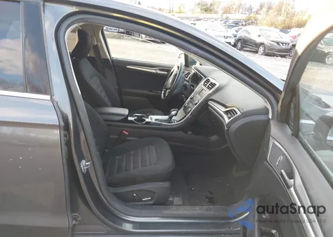 2016 Ford Fusion Se z USA, uszkodzony, nr VIN 3FA6P0H70GR216986